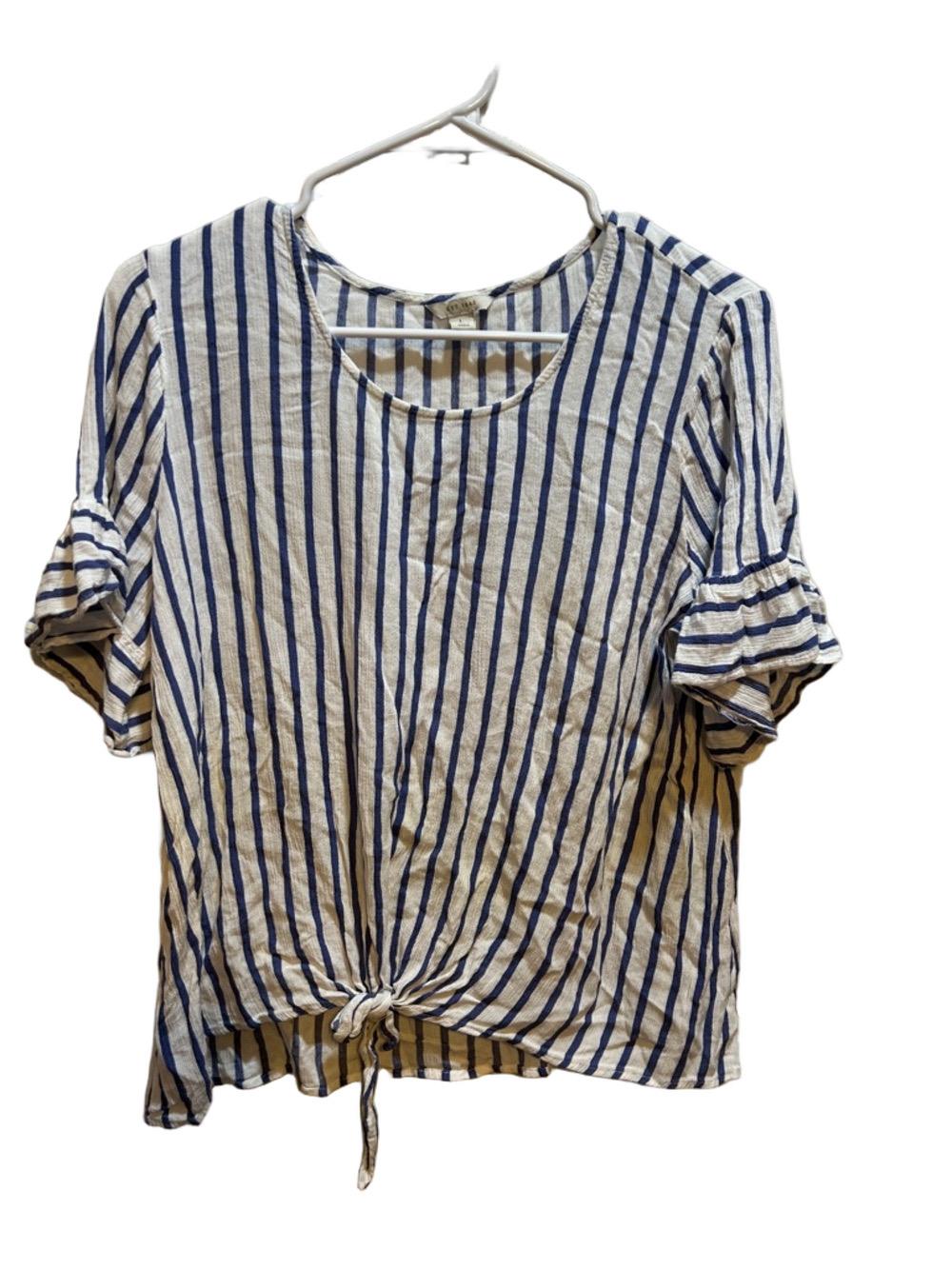 🐕‍🦺EST.1946 Striped Tie-Front Top - Blue & White size L GUC